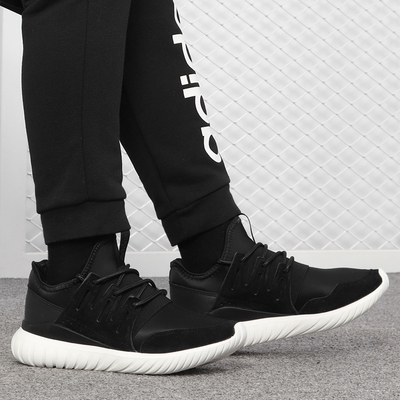 阿迪达斯男女运动休闲鞋