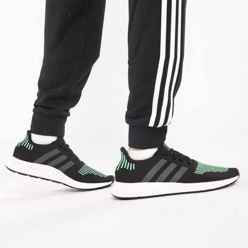 adidas正品新款系列cg4110休闲鞋