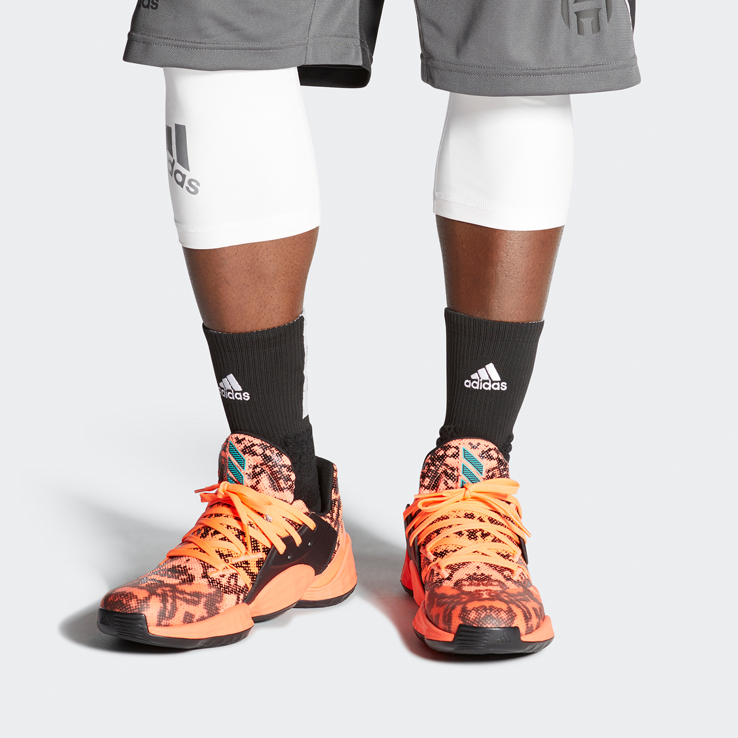 adidas阿迪达斯男子运动鞋