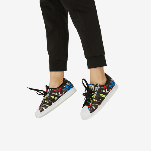 休闲板鞋Adidas/阿迪达斯
