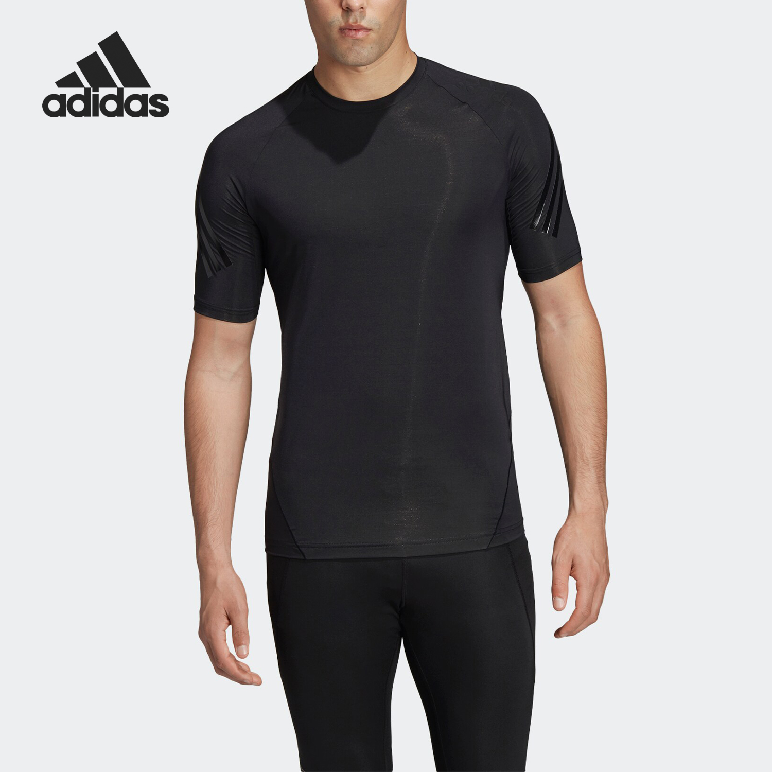 阿迪达斯正品男士短袖透气T恤