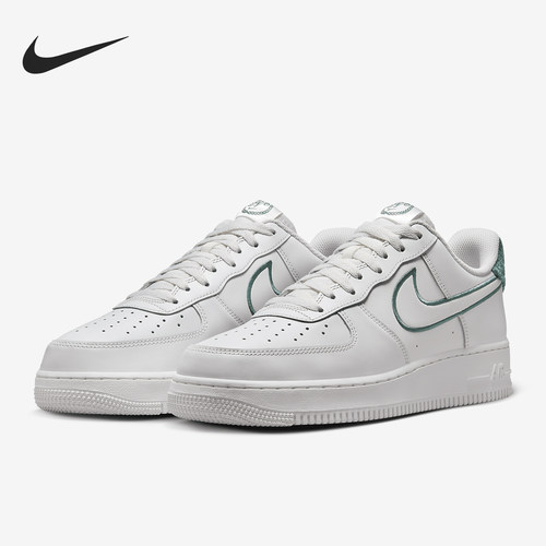 Nike/耐克男士低帮经典运动鞋