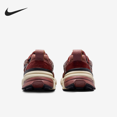 耐克女士透气缓震耐磨老爹鞋