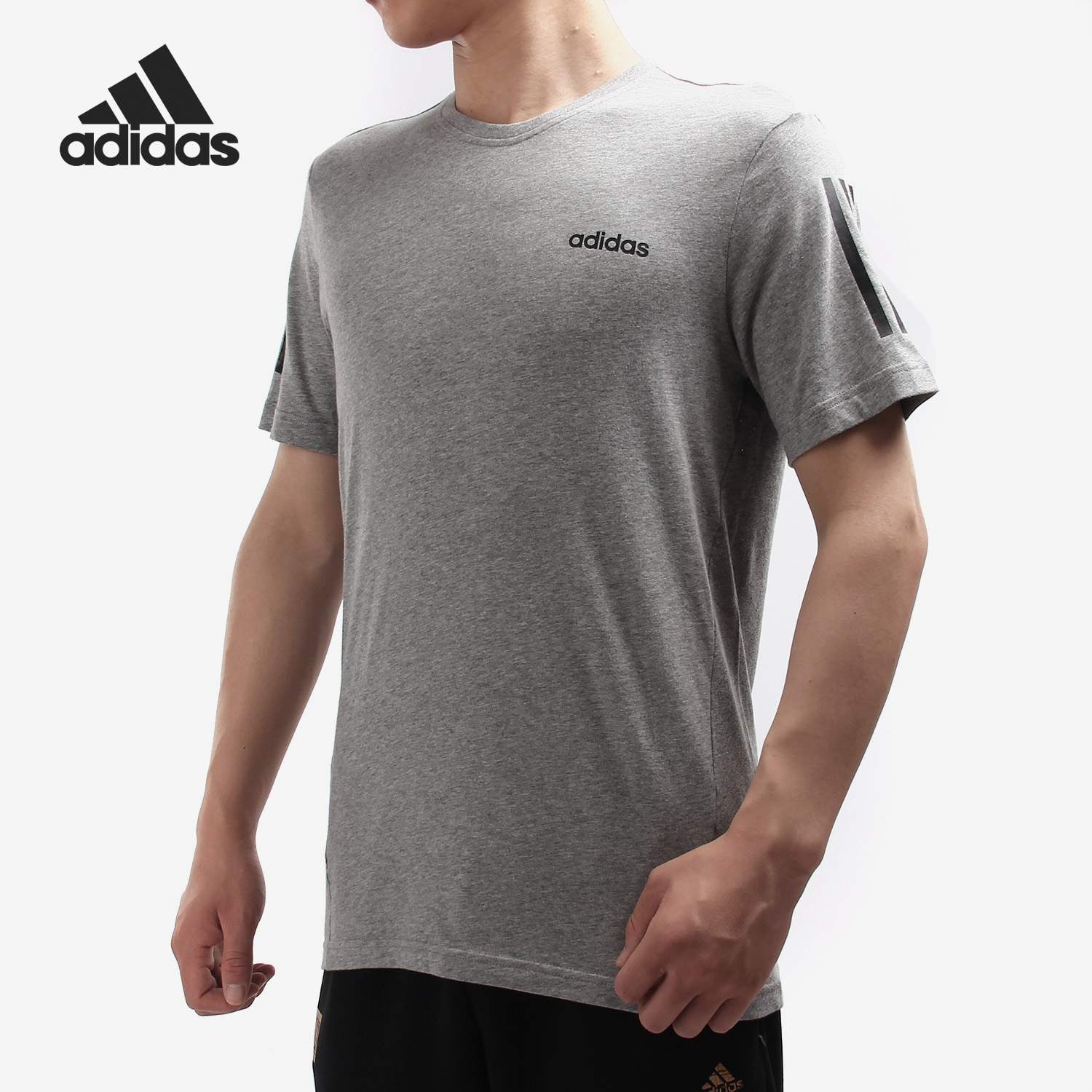 阿迪达斯男子运闲短袖恤运动