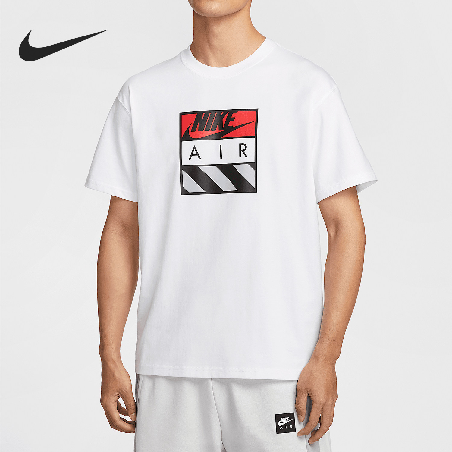 耐克男士宽松休闲圆领透气短袖