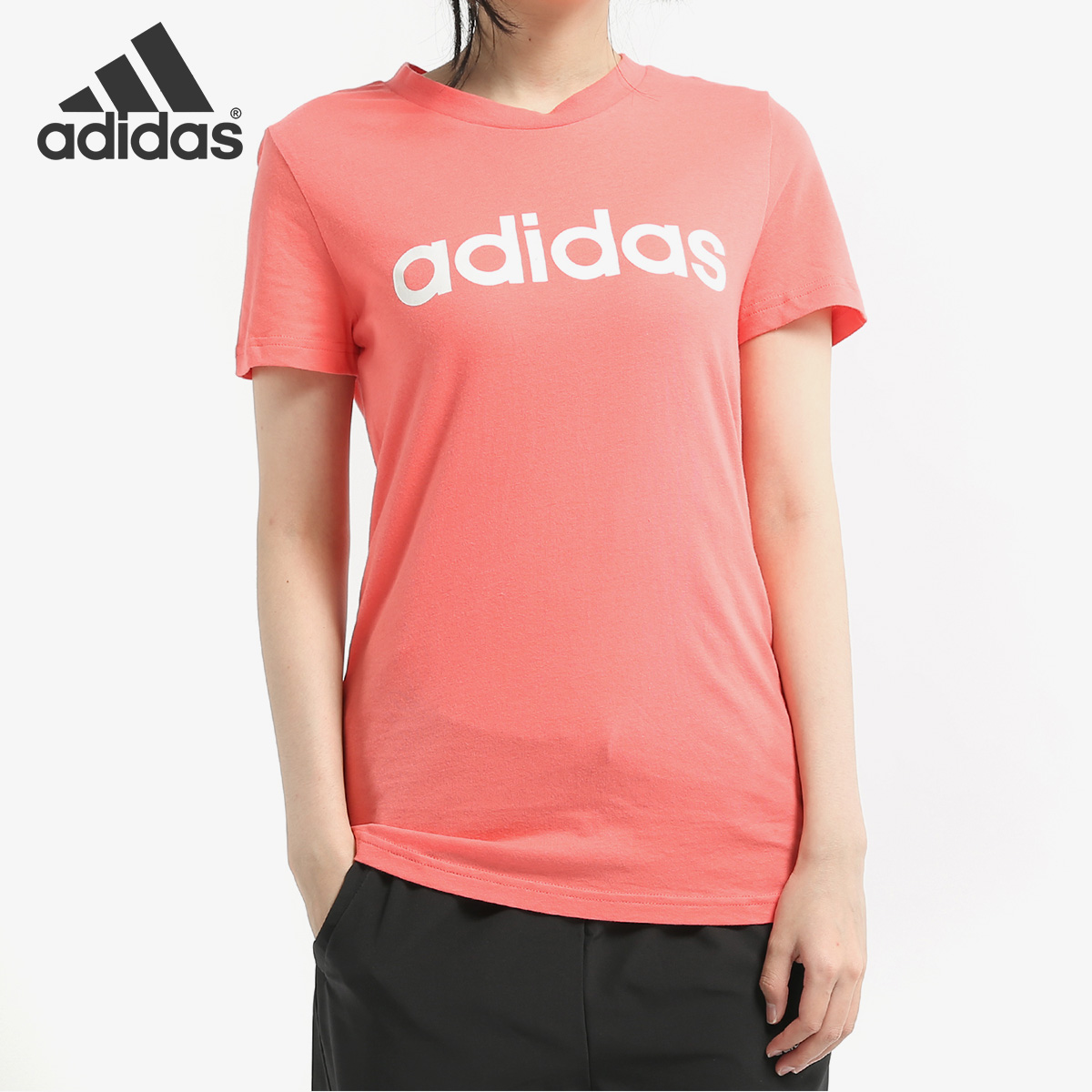 阿迪达斯女士运动休闲T恤