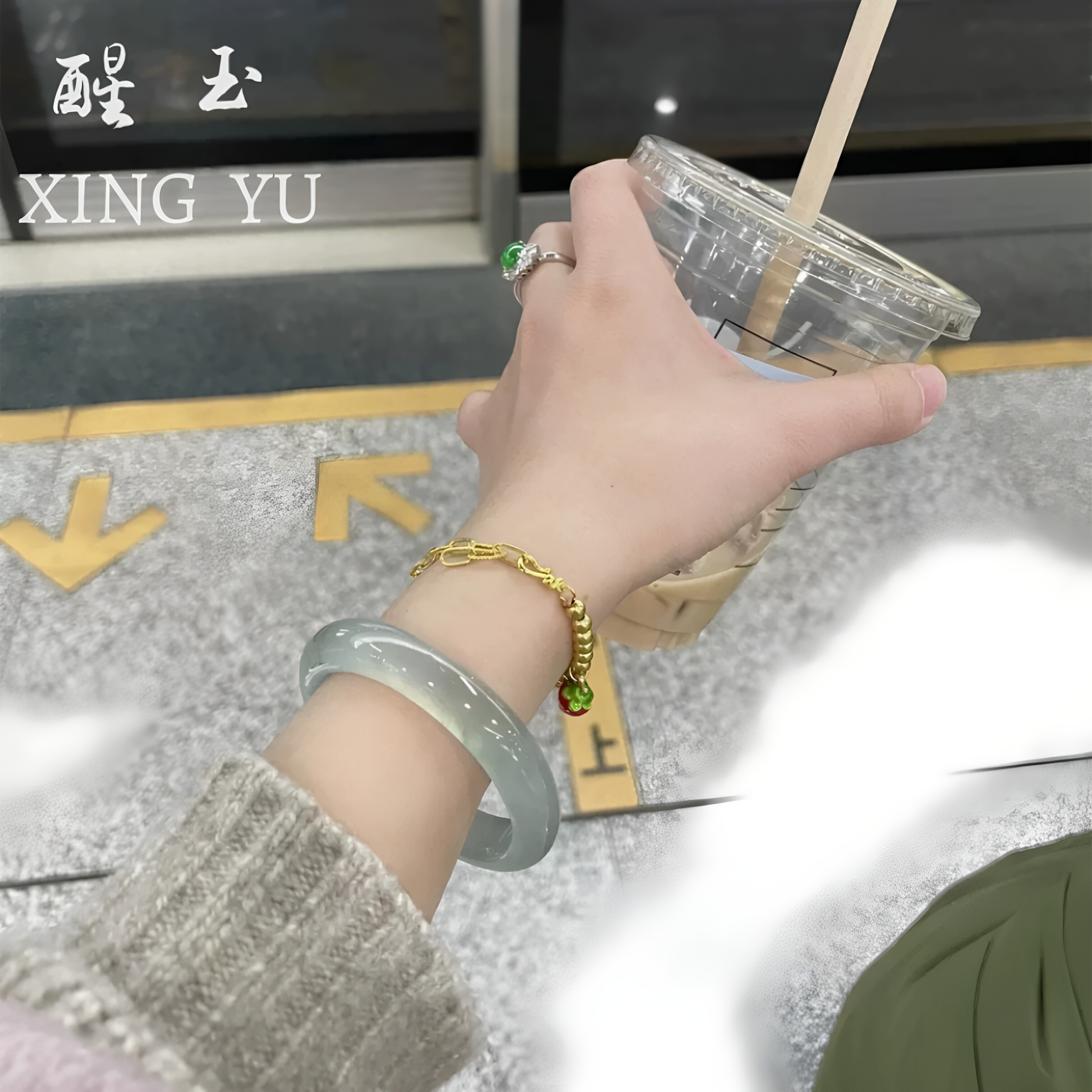 蓝玉髓翡翠手镯女款天然缅甸冰种飘白月光飘花玉镯子翡翠女款送礼