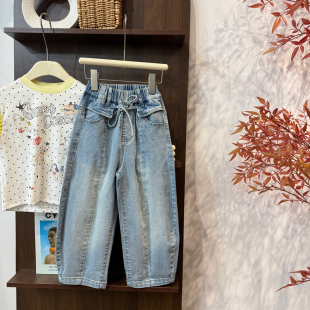 洋气儿童休闲宽松裤 2026新款 子 春季 leomama女童烫钻弯刀牛仔裤