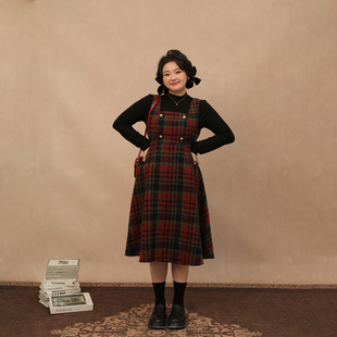 红色格纹背心裙圣诞新年套装 冬打底衫 百分百微胖mm女装 DM100大码