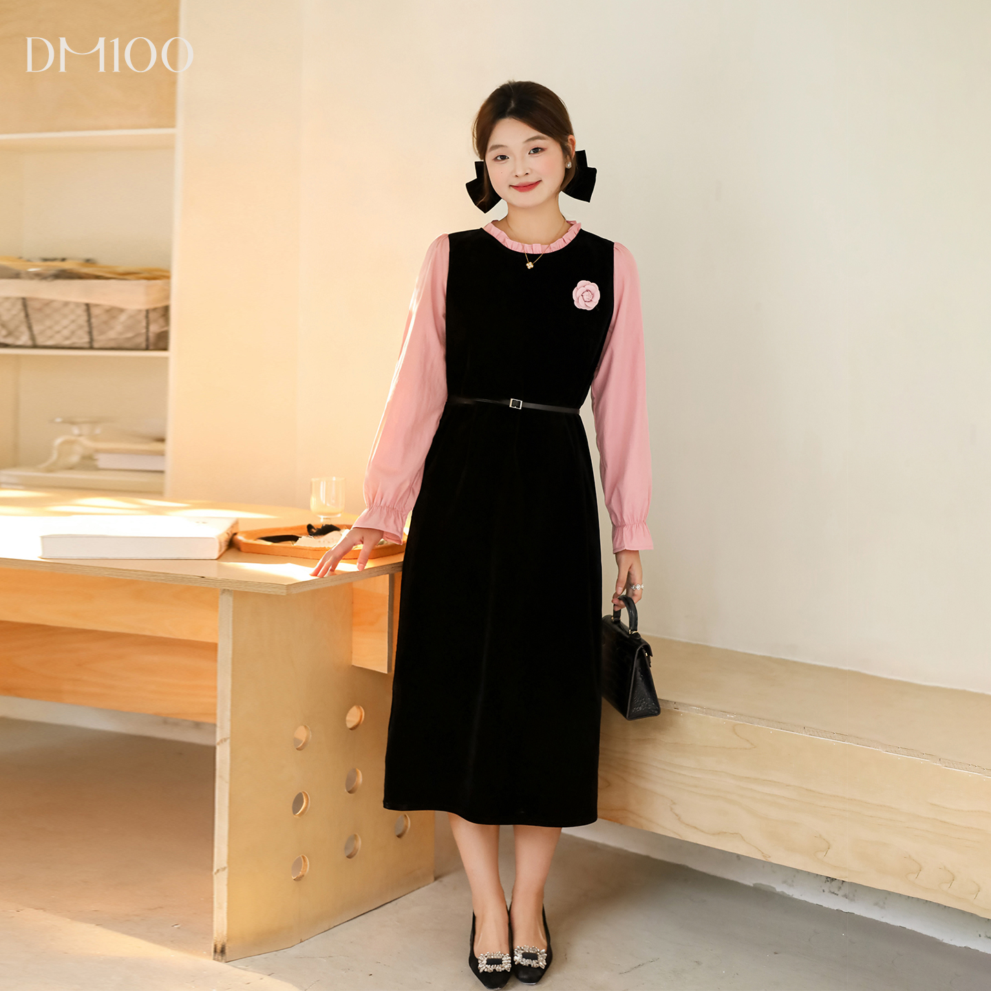 DM100大码百分百女装微胖mm冬季撞色正肩圆领山茶花丝绒连衣裙