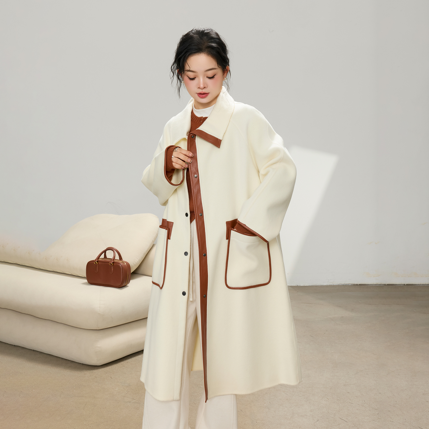 DM100手工拼接双面呢大衣