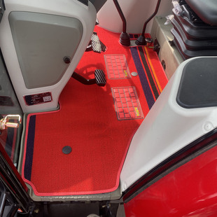 东方红拖拉机LX2004 LXM1604 LNM2004 LX1800 LMA1804 LX1804脚垫