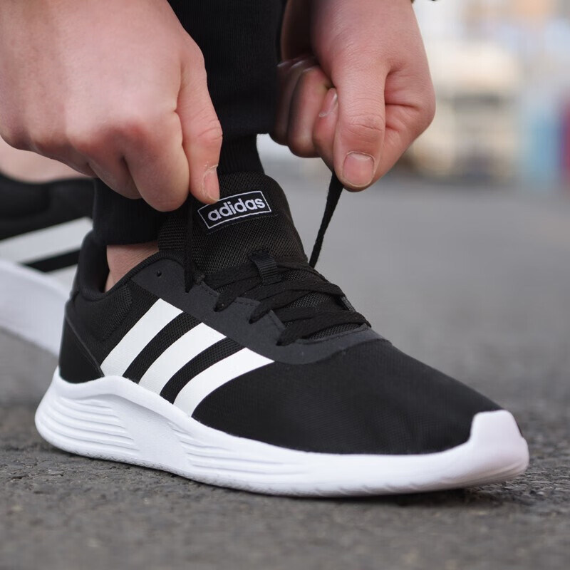 adidas阿迪达斯男鞋春季新款轻便网面运动鞋缓震男士跑步鞋EG3283