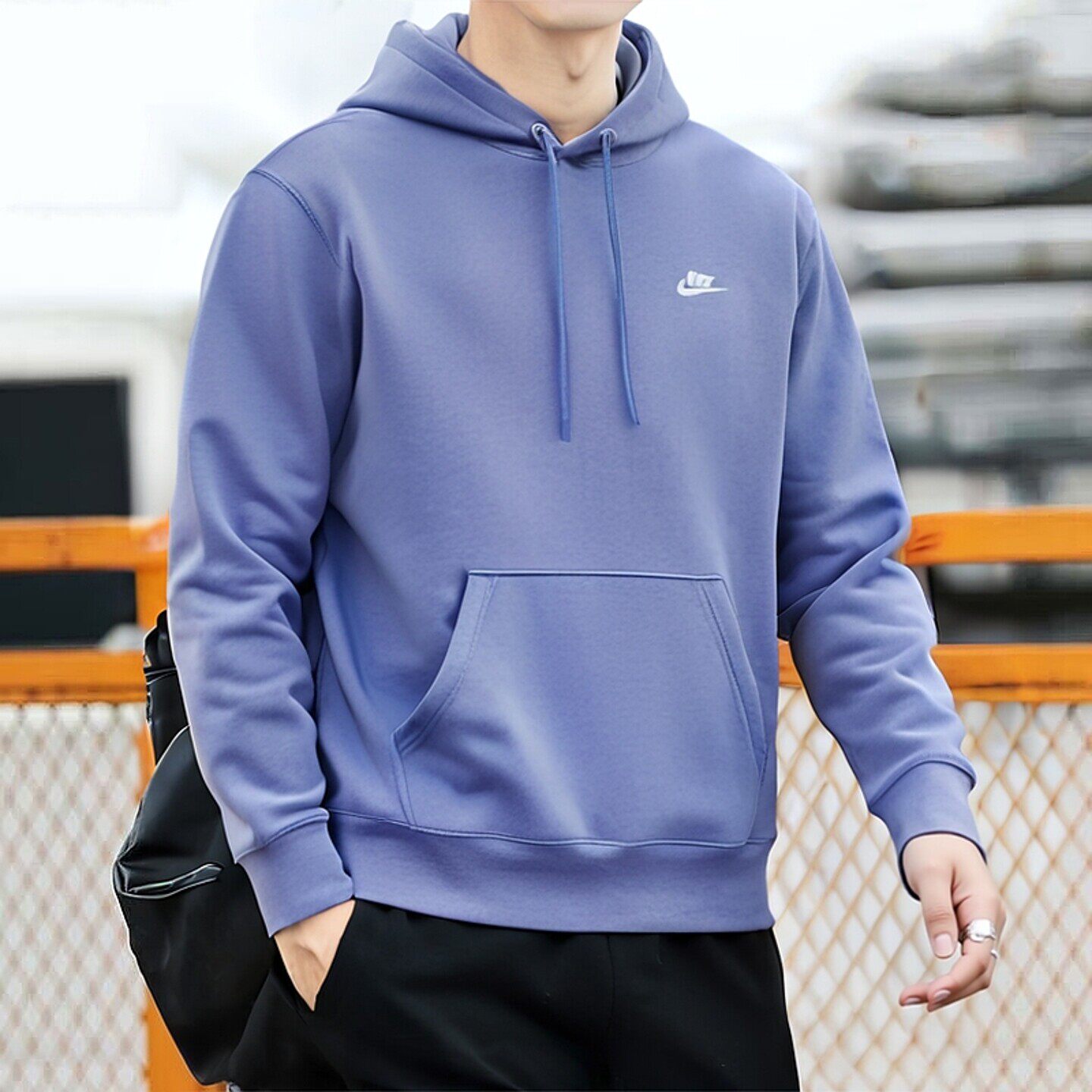 Nike耐克蓝色运动衫男子