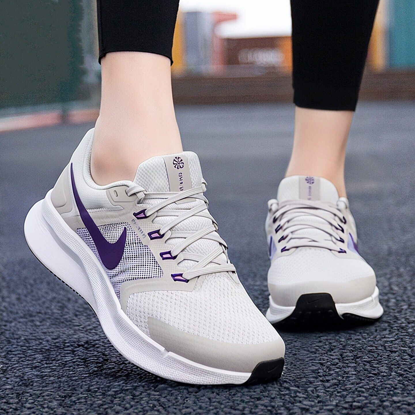 NIKE耐克女鞋大码运动鞋