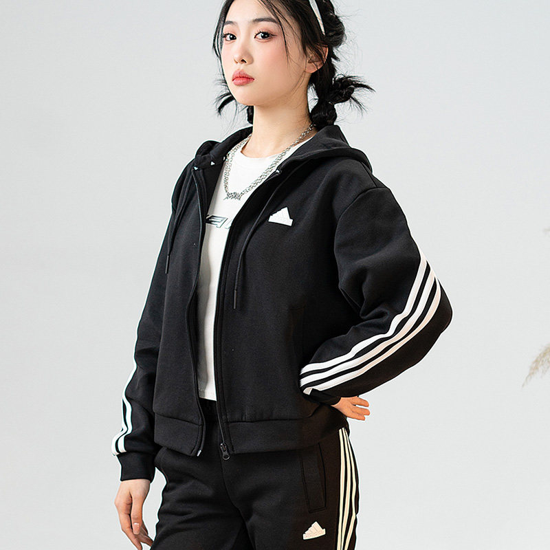 阿迪达斯女款连帽运动夹克 正品新款防风保暖棒球服跑步弹性外套