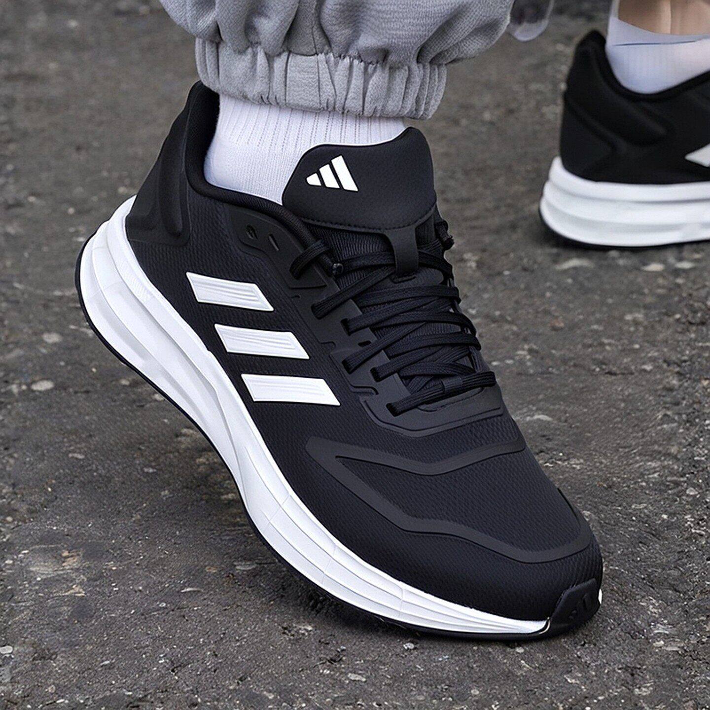 Adidas跑步鞋男春季新款