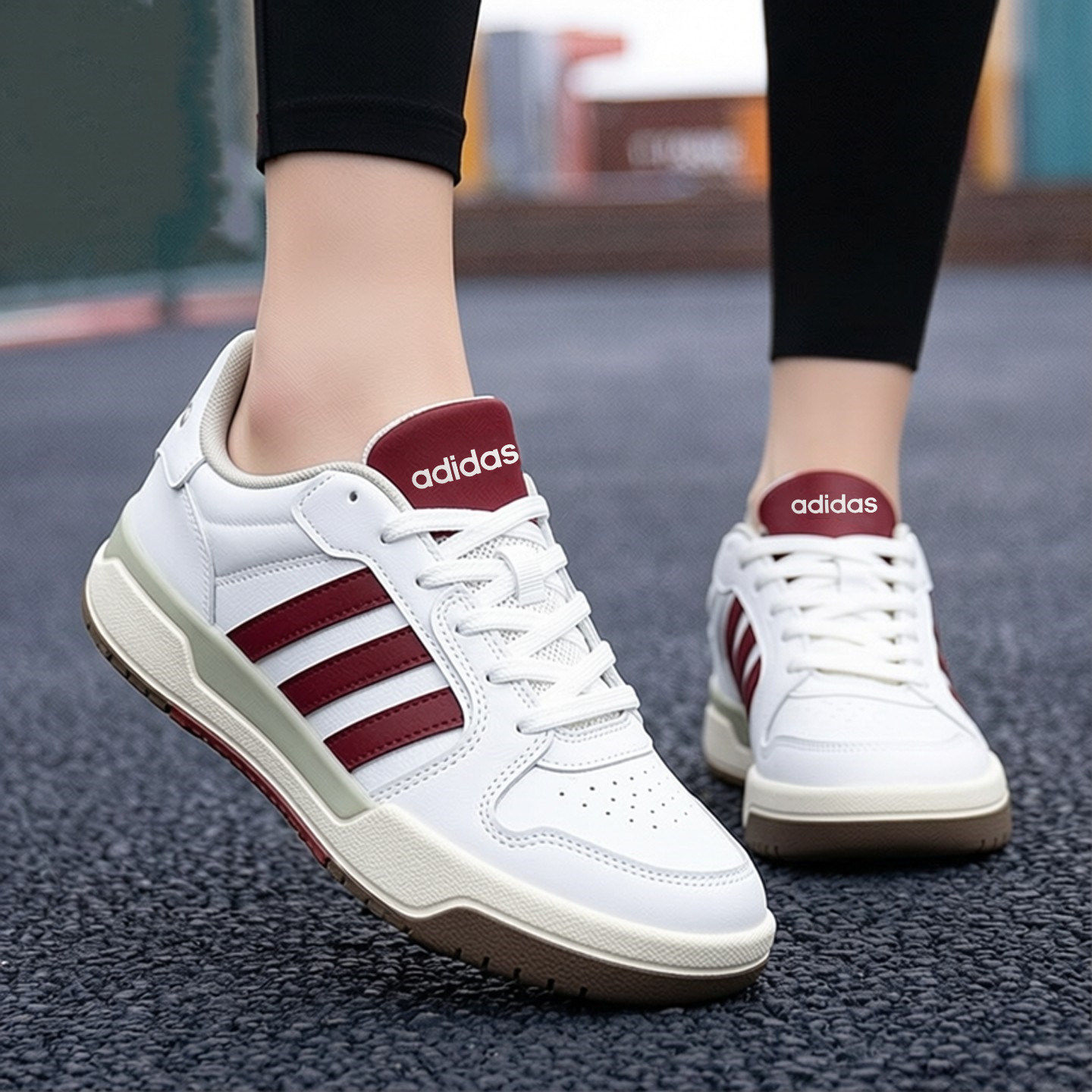 Adidas休闲鞋女鞋新款皮