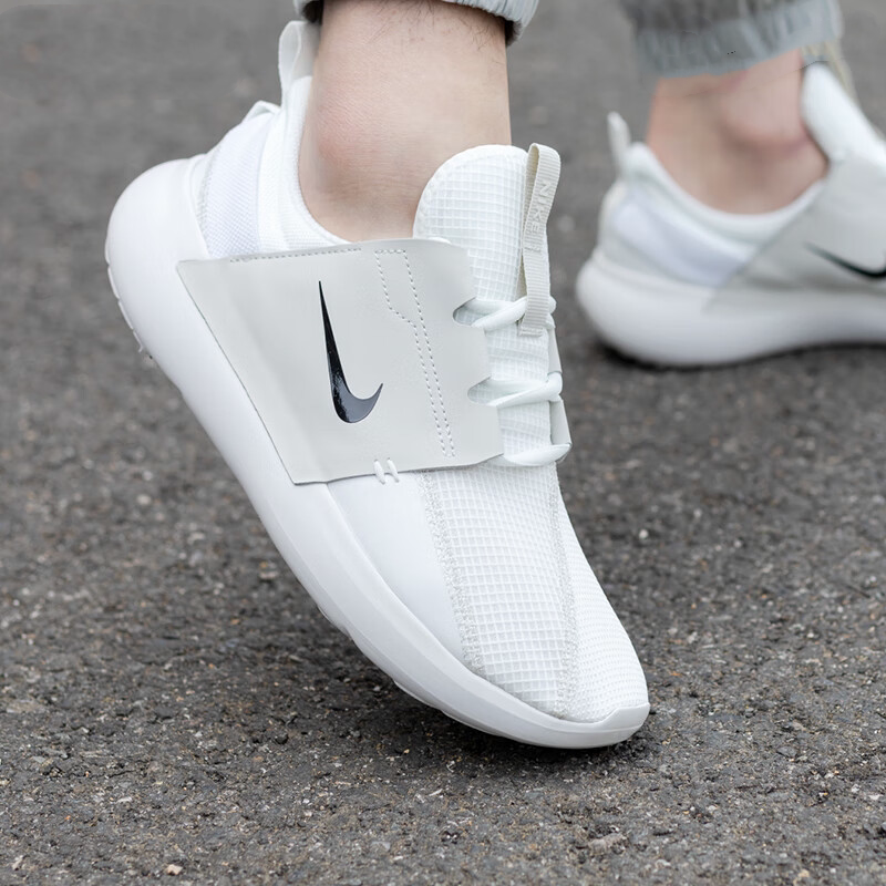 NIKE耐克跑步鞋男鞋春季