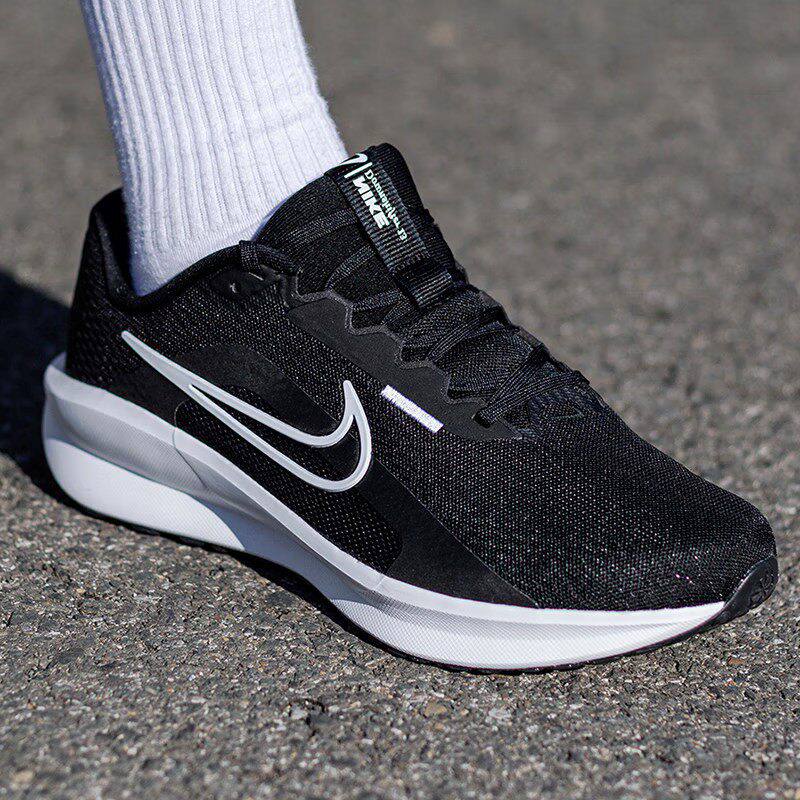 NIKE耐克男鞋2024春夏新
