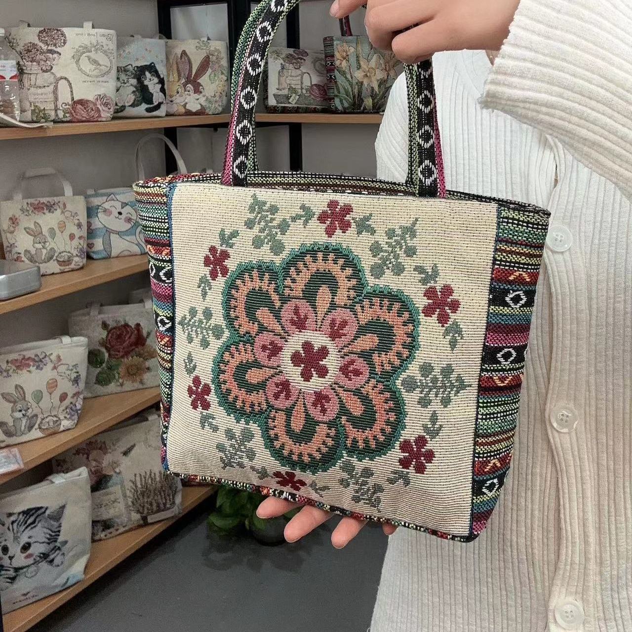 民族风双面绣花帆布小方包