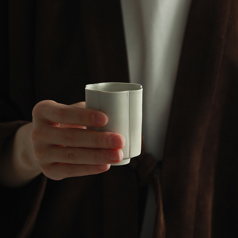 兰莲花日本陶艺家匀杯