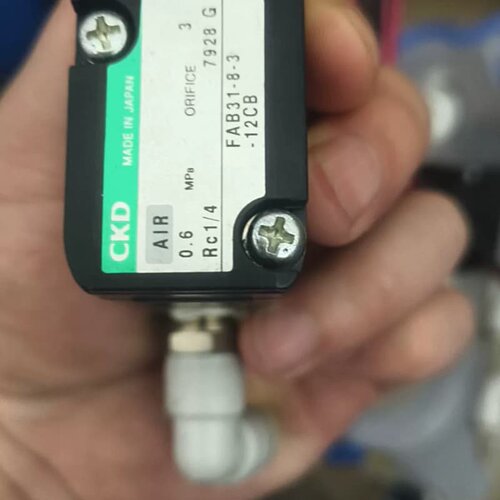 议价拆机／CKD／二通电磁阀／FGB31-8-3-12CB／实物