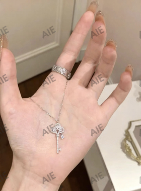 皇冠钥匙项链女小众设计感高级轻奢气质锁骨链