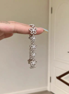ICEC蕾丝梦境中古银色镂空花朵手链高颜值爆闪清冷感小众高级手饰