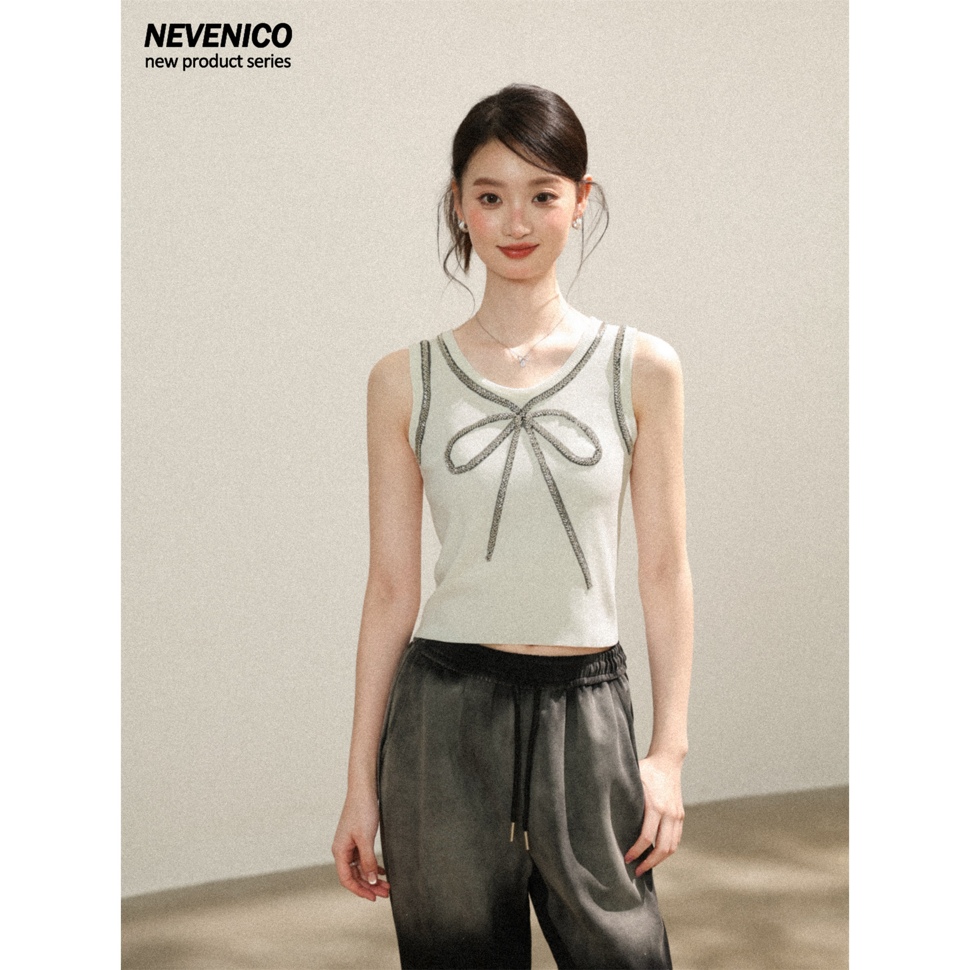 NEVENICO 香风蝴蝶结串珠冰丝背心女简约百搭无袖上衣