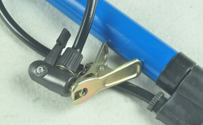 Pompe à vélo - Ref 2392218 Image 4