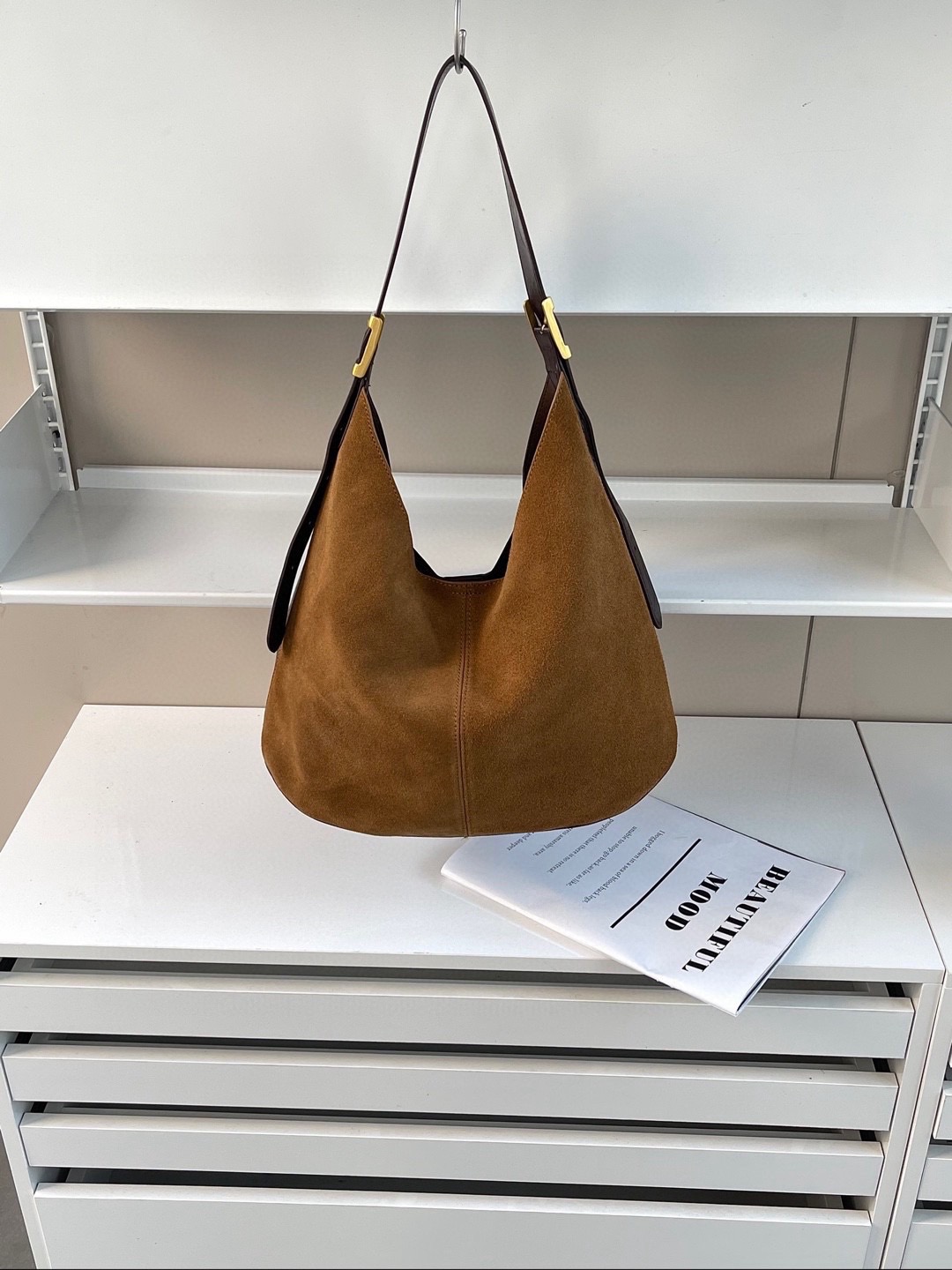 2025新款秋冬高级质感磨砂皮女包水桶包托特包大容量包包通勤百搭