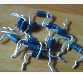 肖特基二极管SR520 MBR5200 SB5200 SR5200 5A200V