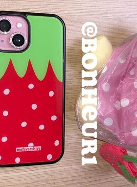 ins风红色草莓波点亚克力黑边适用于苹果iPhone16promax1312pro小米1415Pro华为mate60p70三星S23防摔手机壳
