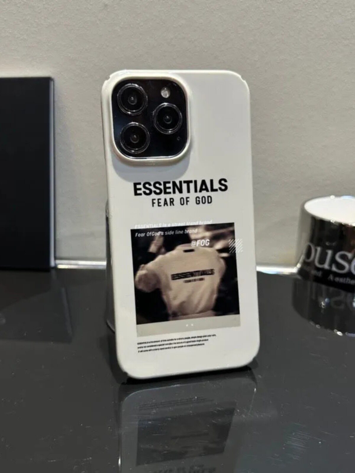 原创欧美ESSENTIALS潮牌高街FOG适用14Pro Max手机壳13ProiPhone14/13个性男插画12PM新款菲林壳11大孔12硬套
