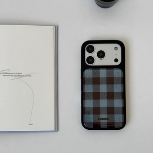 ins风蓝棕格纹黑边软壳磁吸适用苹果小米iPhone17promax手机壳1613pro小米1415Pro华为mate60p70三星S23防摔