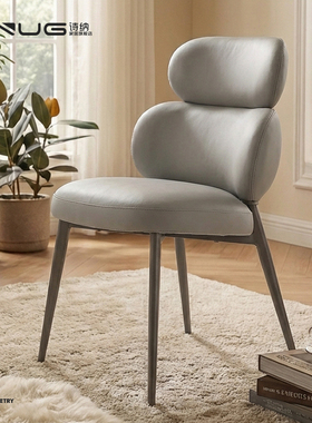 意式家用餐椅轻奢极简高级感设计师椅子现代靠背软包北欧舒适椅子