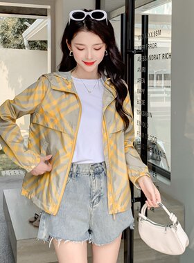 连帽格子防晒衣女夏薄款显瘦短款