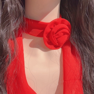 韩版气质红色显白长条项圈颈带小众设计高级感玫瑰花朵小丝巾围巾