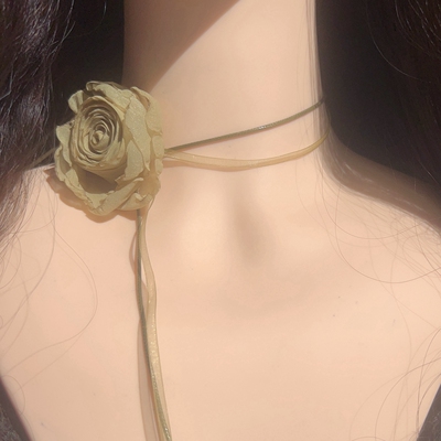 法式复古高级感气质绿色花朵长款绑带项圈颈带项链小众设计choker