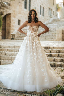 新款抹胸优雅立体蕾丝花大A摆长拖尾修身显瘦新娘户外酒店主婚纱