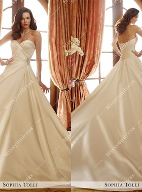 轻奢秋冬新款质感缎面抹胸A摆蓬蓬裙新娘主婚纱出门纱迎宾纱定制