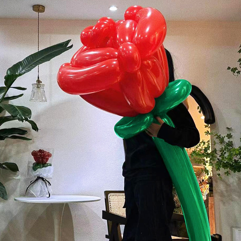 情人节告白diy巨型玫瑰花春天拍照道具户外野餐生日氛围气球花束