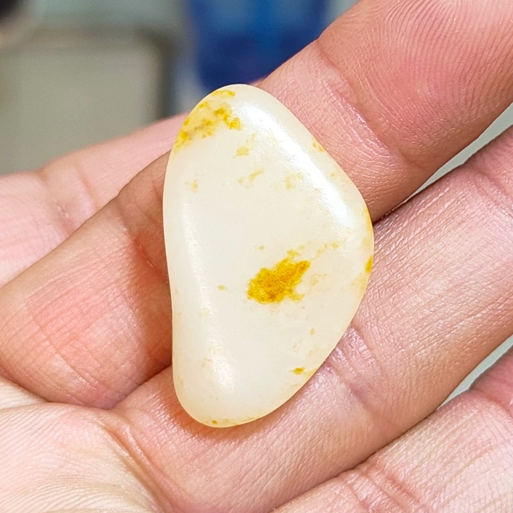 美石林玉器收藏珍品籽料原始石挂件吊坠包金特色玩料高脂粉和田玉