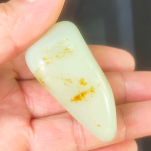 天然玉龙河正品和田玉籽料观音佛财神府上有龙如意挂件手把件吊坠