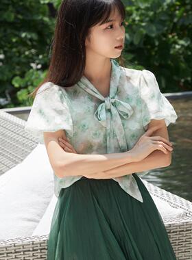 浅绿色飘带烧花雪纺短袖上衣女夏季新款立体剪影衫温柔风洋气1156