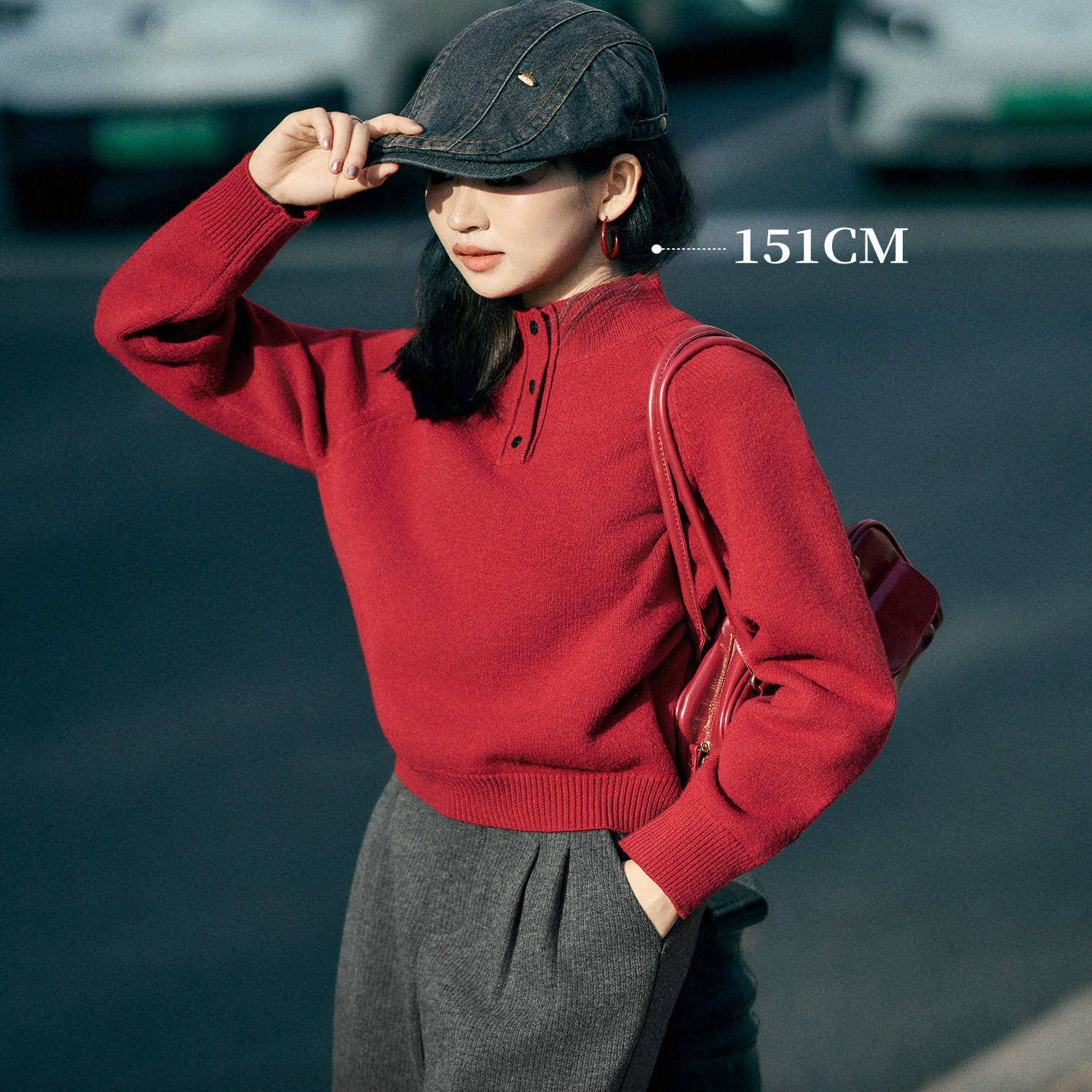 柒量一裁小个子红色高领毛织上衣