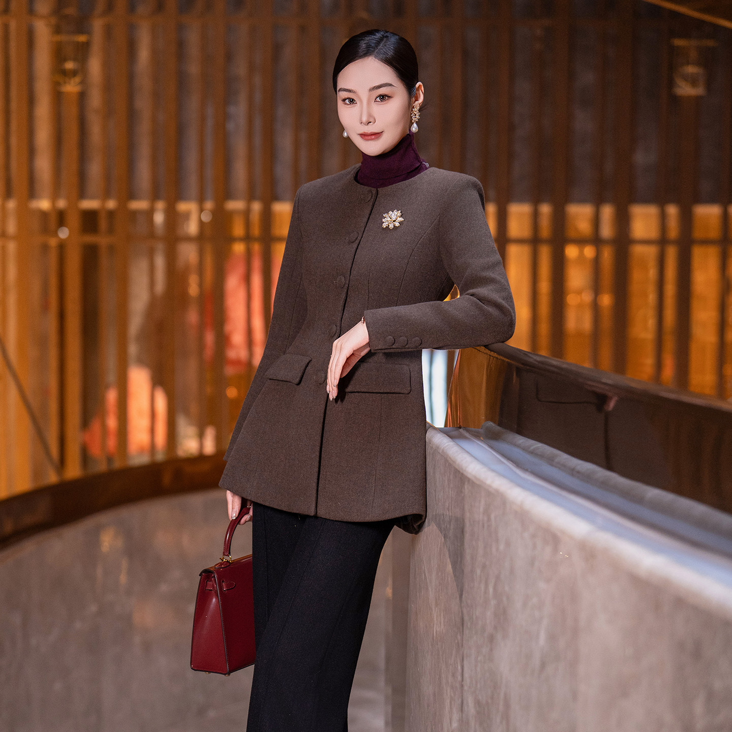 25冬季新款咖色气质毛呢大衣