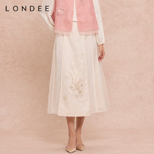 Londee/龙笛雅白色新中式高级感马面裙刺绣凤凰半身裙女D26S23164