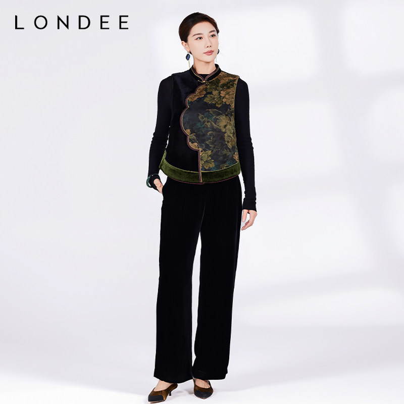 Londee/龙笛秋冬款复古图案棉背心马甲4T27178